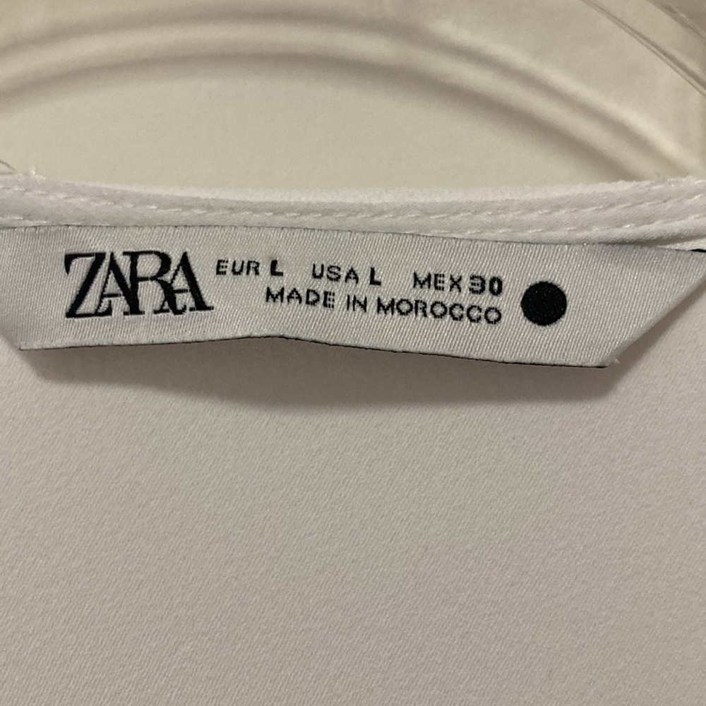 Zara NWOT white blouse - Picture 2 of 5
